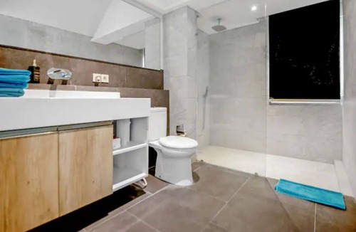 Canggu Apartment | Modern Luxury Apartment by Beach