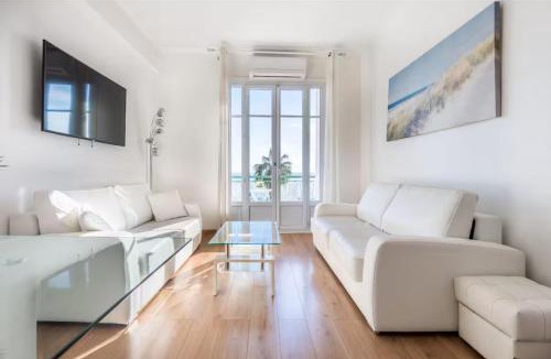 La Californie Apartment | Modern Sea View Apartment on Promenade des Anglais