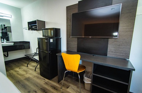 Kissimmee Hotel | Motel 6 Kissimmee, FL - Orlando