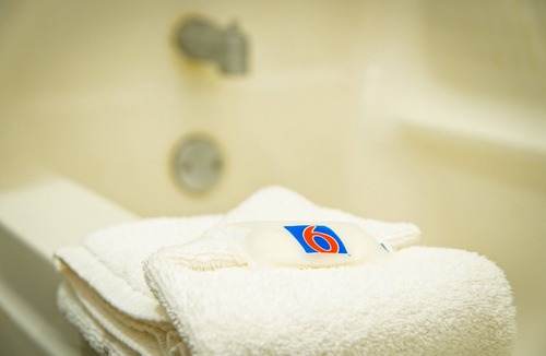 Kissimmee Hotel | Motel 6 Kissimmee, FL - Orlando