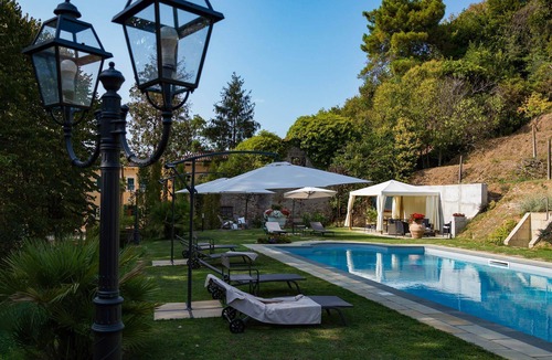 Vorno Villa | My Rental Homes - Villa Vorno with a wonderful garden and a private swimming pool