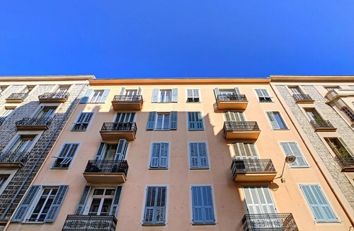 Carre d'Or Apartment | N&J - COTE JARDIN - Central - Close sea