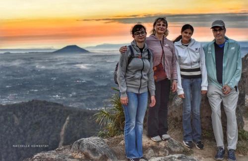 Berastagi Bed & Breakfast | Nachelle Homestay