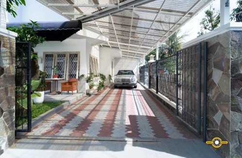 Turangga Villa | Namdur Gria Sinom - Charming Javanese Style Villa