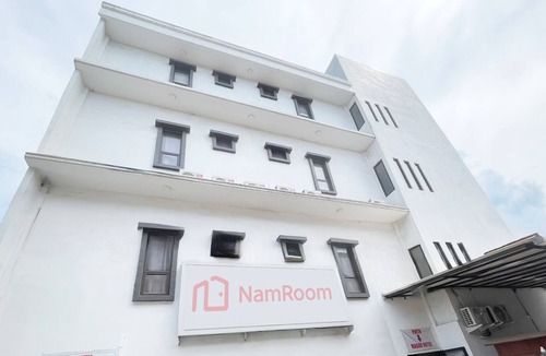 Duren Sawit Hotel | NamRoom at Kalimalang