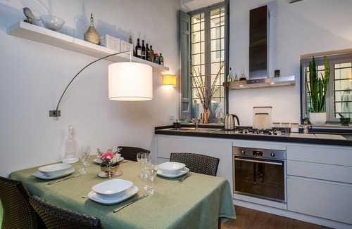 Rione V Ponte Apartment | NAVONA ROMANTIC LOFT