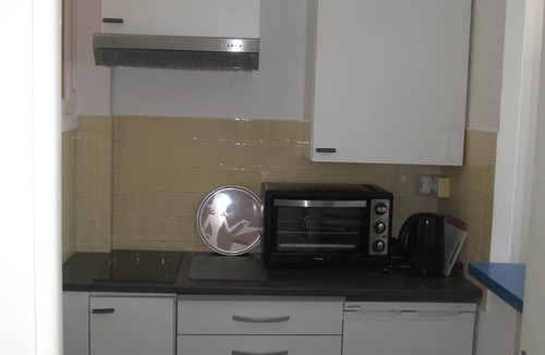 Les Termes Apartment | Near Cannes (06), 2 rooms in gated residence with marina and pisine