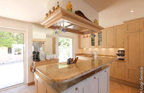 Sainte-Maxime - Saint-Tropez House | Near the beach, villa 8 persons with a pool and air-conditioned bedrooms.