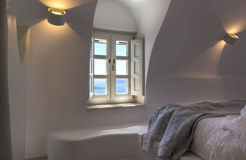 Fira Apartment | Nefeles Junior Suite by Fantasia Villas