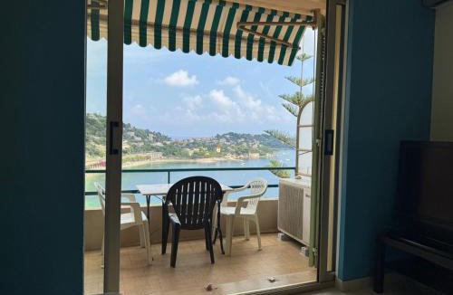 Villefranche-sur-Mer Apartment | NEREIDES - Appartement 4 personnes avec Vue Mer exceptionnelle à Villefranche-sur-Mer
