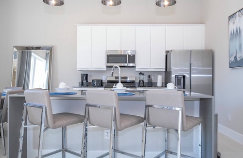 Reunion Apartment | New 5BR Stylish Duplex – Modern Comfort Just Minutes from Disney!