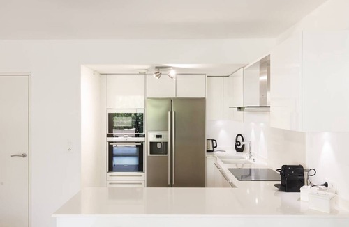 California - Pezou Apartment | New apartment in a residence with swimming pool