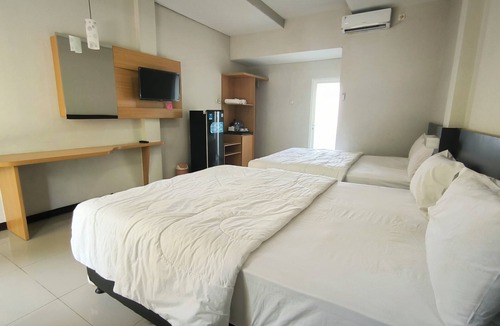 Jepara Hotel | New Bandengan Beach Hotel