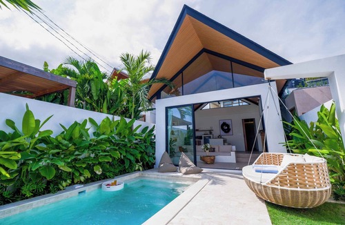 Umalas Villa | NEW! Beautiful Romantic AC Living Private 1BR Villa With Pool Near Berawa Canggu