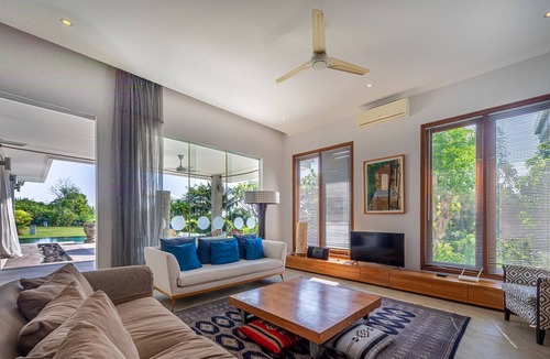 Umeanyar Villa | New for rent: Luxury Modern Design Villa With Amazing View