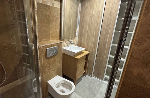 Nice Apartment | New furnished studio with bathroom and veranda in a quiet location 10 minutes from the center of town