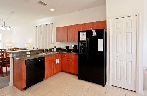 Crystal Cove House | New Listing! Crystal Cove Resort, 6mi to Disney & 11mi to Universal - BT55961