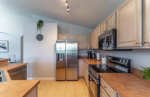Cumbrian Lakes House | New Listing! Cumbrian Lakes Resort, 7mi to Disney & 13mi to Universal - IT11361