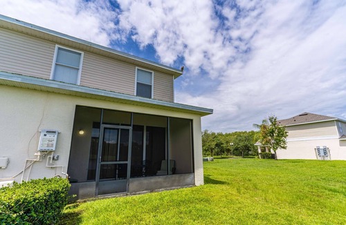 Trafalgar Village House | New Listing! Trafalgar Village Resort, 10mi to Disney & 20mi to Universal - IT880