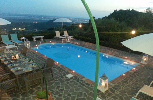 Massarosa Apartment | Nice apartment with WIFI, A/C, pool, TV, patio, pets allowed and panoramic view, close to Viareg.