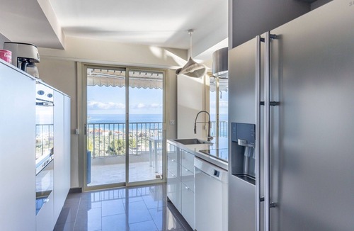 Menton Apartment | Nice apartment for 4 people with pool, WIFI, TV and terrace