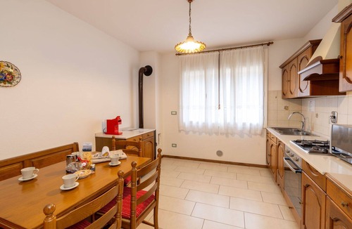 Ovaro Apartment | Nice apartment for 4 people with WIFI, TV and balcony