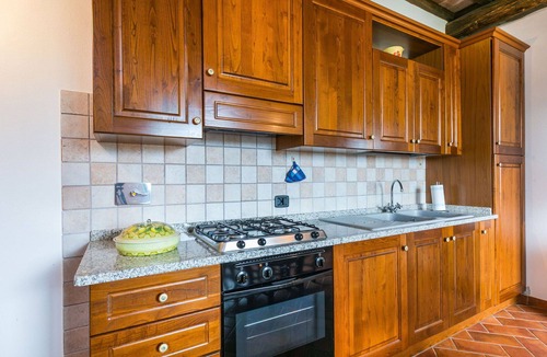 Volterra Apartment | Nice apartment for 5 people with pool, WIFI, TV, terrace and pets allowed