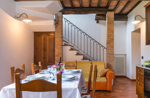 Volterra Apartment | Nice apartment for 5 people with pool, WIFI, TV, terrace and pets allowed