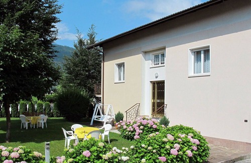 Caldonazzo Apartment | Nice apartment for 3 people with WIFI, TV, patio and parking