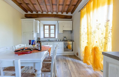 Borgo a Mozzano Apartment | Nice apartment in Borgo a Mozzano