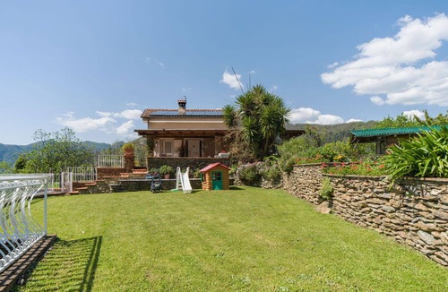 Stazzema Apartment | Nice apartment for 6 people with WIFI, TV, terrace and pets allowed
