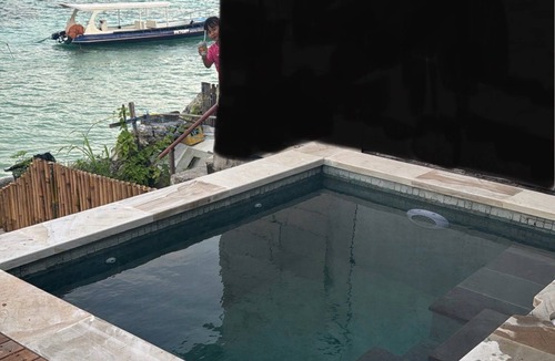 Mushroom Bay Villa | Not That Ugly Villa Cantik