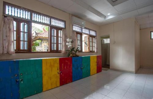 Sampalan Hostel | Nushe Hostel & Room