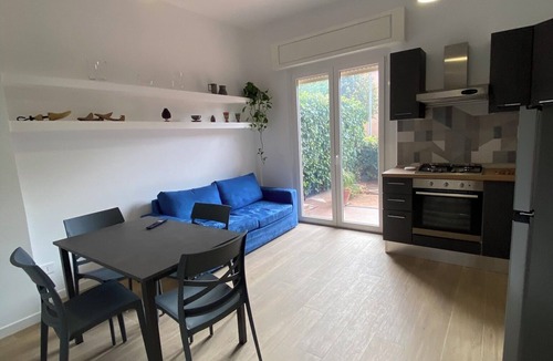 Rome Apartment | Nymphaeum House 1