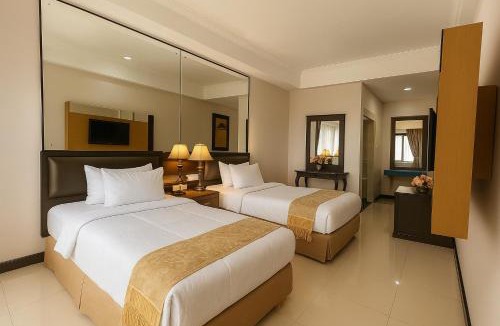 Dinoyo Hotel | Oak Lawang