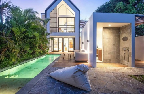 Kutuh House | Ocean view 2Br villa Nusa Dua