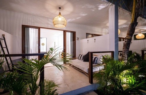 Jungut Batu Hotel | Ohana's Beachfront Resort & Beach Club