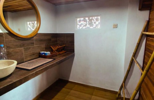 Carangsari Apartment | Oka Wooden house8