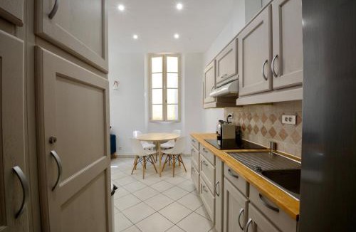 Antibes Old Town Apartment | Old Town Antibes Apartment