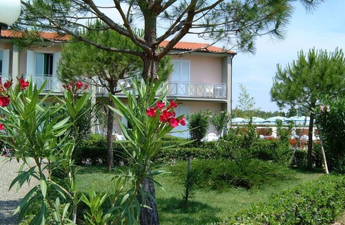 Mazzanta House | Oleandri Suite Hotel