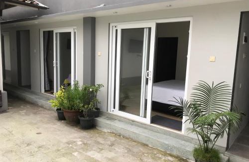 Candi Binangun House | Omah SunFlower