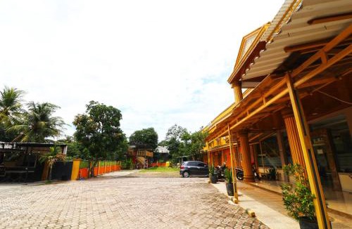 Cibinong House | Ombey Guest House