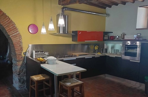 San Michele di Moriano Cottage | open space in ancient convent
