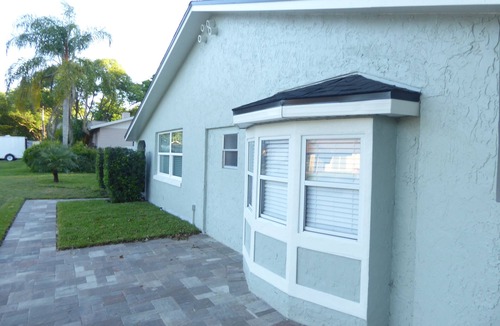 Altamonte Springs House | Orlando Area 4BR 2 Master Bedrooms 3B Pool Disney Universal Family pet friendly!