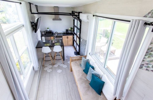 Northwest Orlando House | Orlando Venice- A Lakefront Tiny House