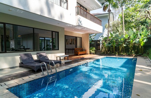 Bandung Villa | Oyama City View 4BR Villa with a Heated Pool