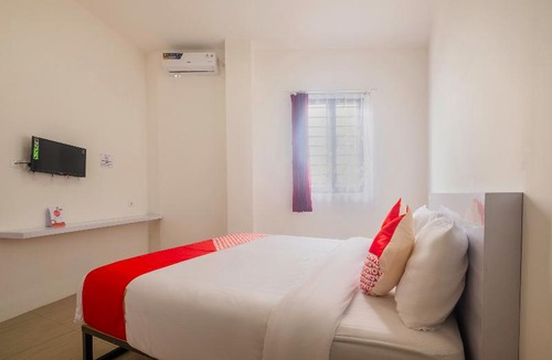 Bandung Hotel | Oyo 2759 Cibeureum Residence Ii