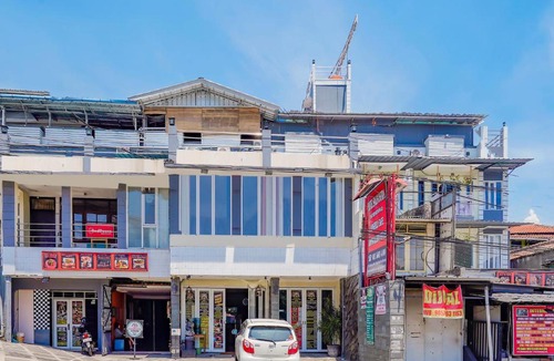 Setiabudi Hotel | OYO 90064 Hotel Salon Fora & Cafe