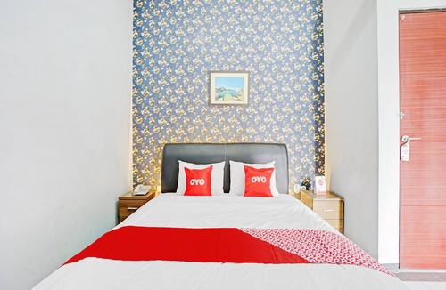 Bumiaji Hotel | OYO 90396 The Halona Villa Batu