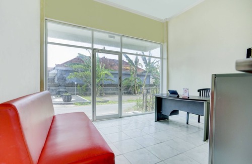 Taman Griya Hotel | OYO 90690 Pondok Dukuh